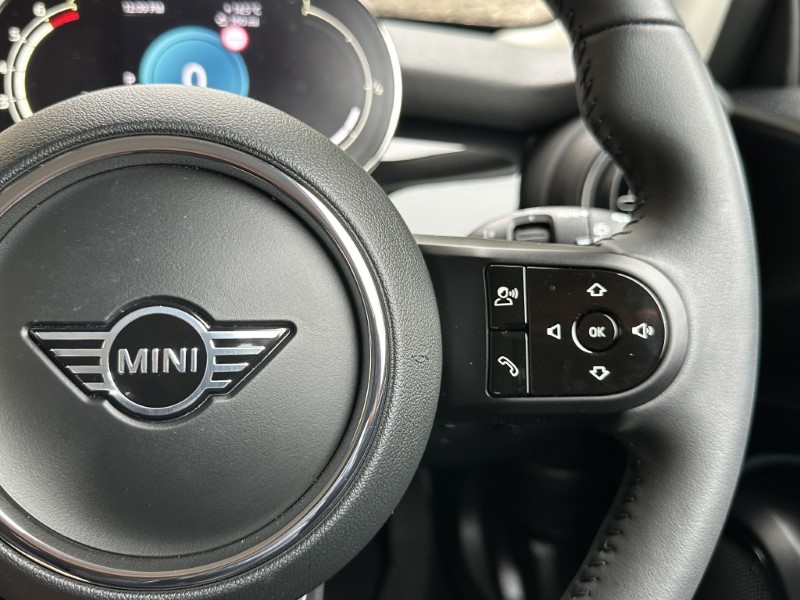 2023 (23) MINI HATCHBACK 1.5 Cooper Classic 3dr Auto 5842893