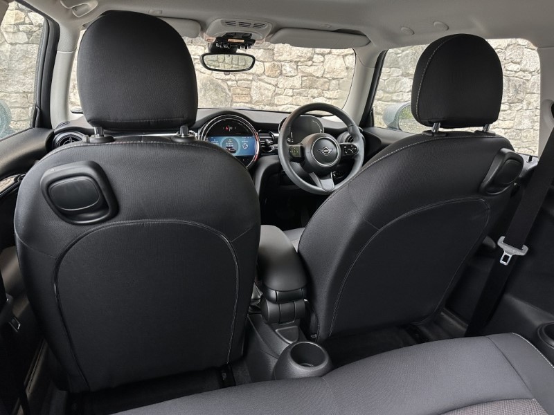 2023 (23) MINI HATCHBACK 1.5 Cooper Classic 3dr Auto 5842918