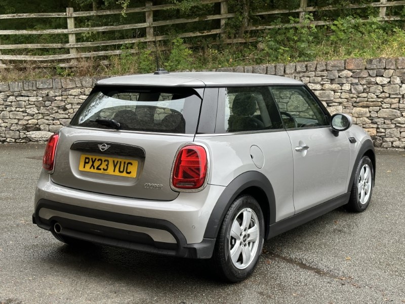 2023 (23) MINI HATCHBACK 1.5 Cooper Classic 3dr Auto 5844831
