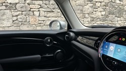 2023 (23) MINI HATCHBACK 1.5 Cooper Classic 3dr Auto 5842884