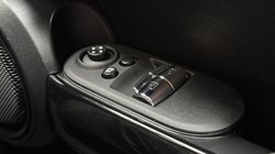 2023 (23) MINI HATCHBACK 1.5 Cooper Classic 3dr Auto 5842889