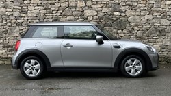 2023 (23) MINI HATCHBACK 1.5 Cooper Classic 3dr Auto 5844809