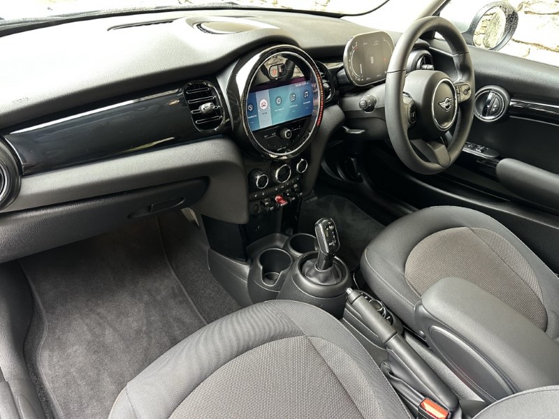 2023 (23) MINI HATCHBACK 1.5 Cooper Classic 3dr Auto 5842907