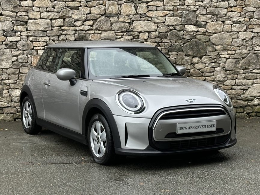 2023 (23) MINI HATCHBACK 1.5 Cooper Classic 3dr Auto