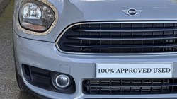 2020 (20) MINI COUNTRYMAN 1.5 Cooper Classic 5dr Auto 5886728