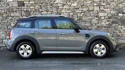 2020 (20) MINI COUNTRYMAN 1.5 Cooper Classic 5dr Auto 5886707