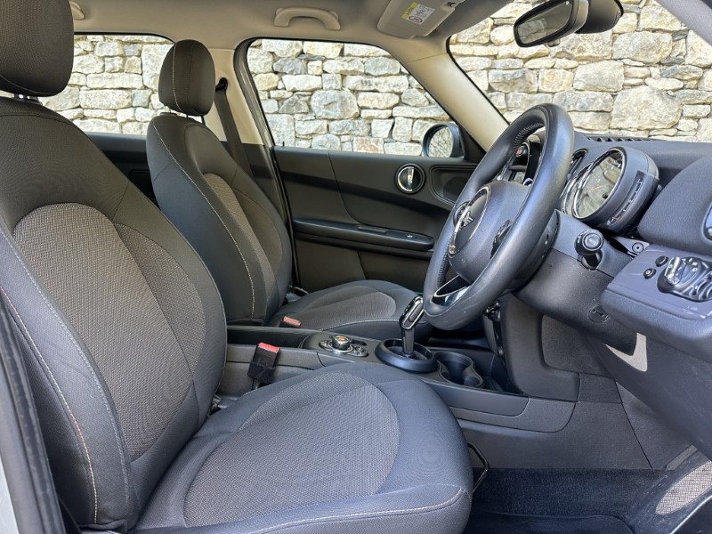 2020 (20) MINI COUNTRYMAN 1.5 Cooper Classic 5dr Auto 5886716