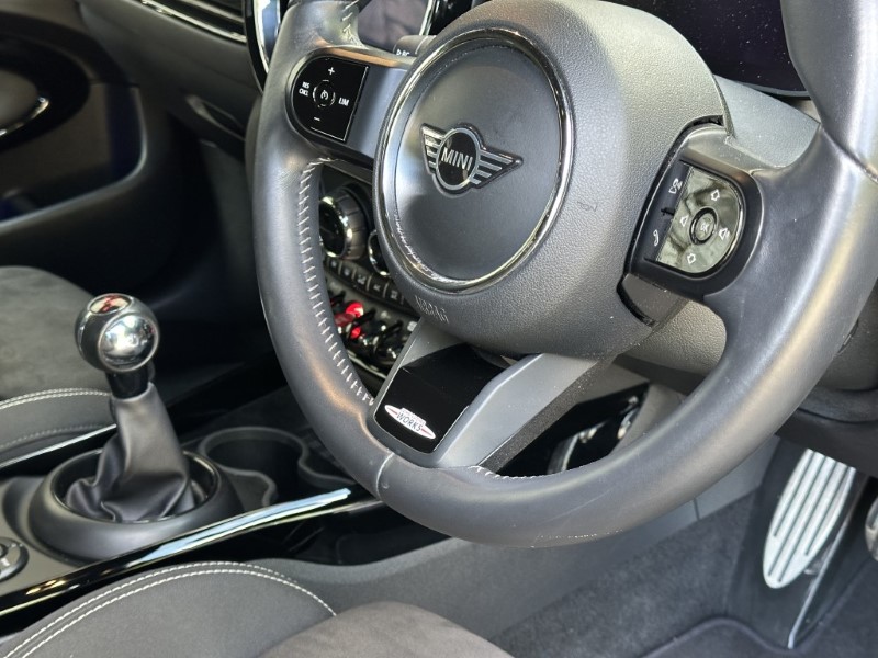 2022 (72) MINI CLUBMAN 1.5 Cooper Shadow Edition 6dr 5859320