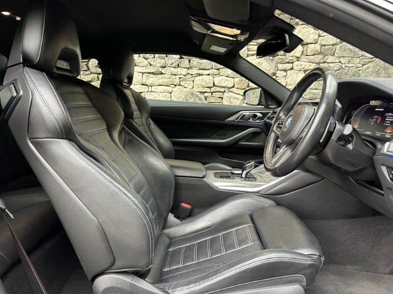 2020 (70) BMW 4 SERIES M440i xDrive MHT 2dr Coupe 5837575