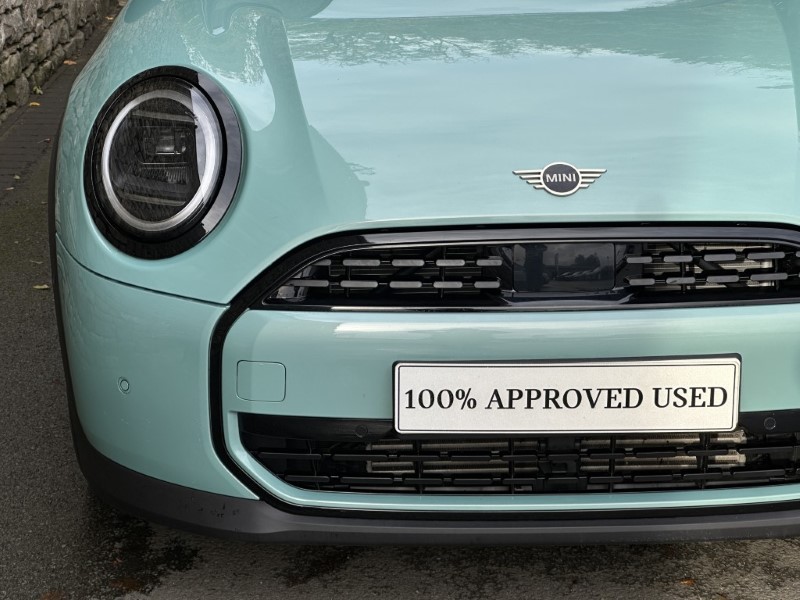 2024 (74) MINI COOPER 1.5 C Classic 5dr Auto 5836694