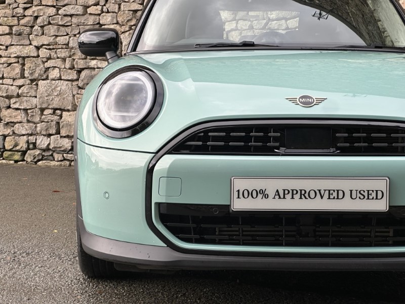2024 (74) MINI COOPER 1.5 C Classic 5dr Auto 5836730