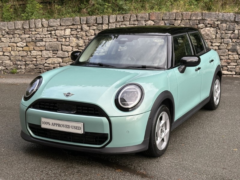2024 (74) MINI COOPER 1.5 C Classic 5dr Auto 5836722