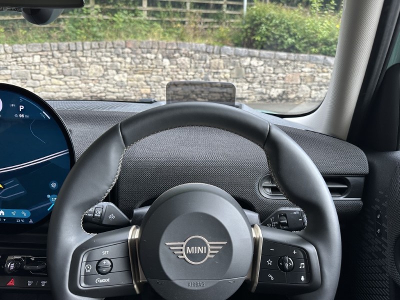 2024 (74) MINI COOPER 1.5 C Classic 5dr Auto 5836726