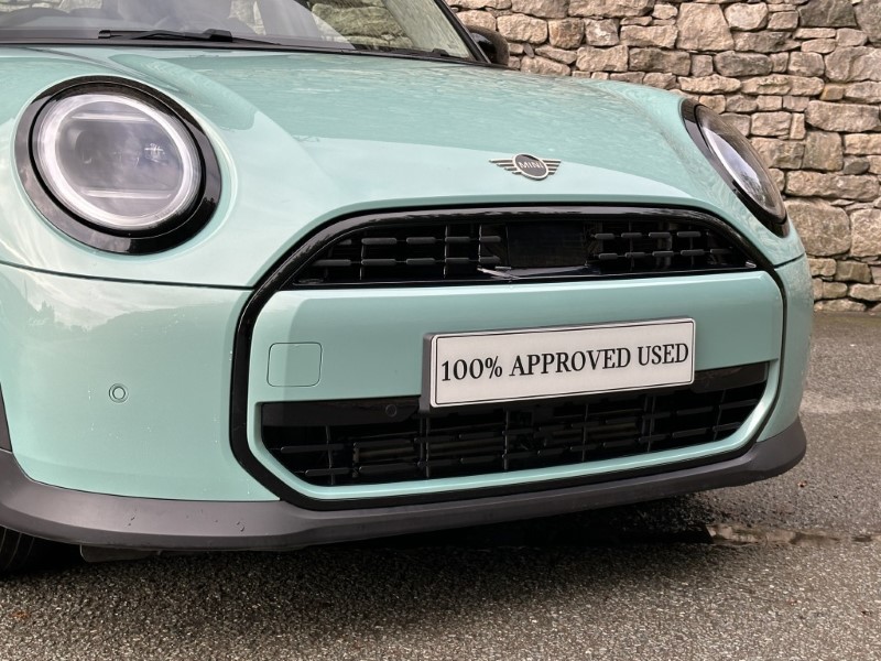 2024 (74) MINI COOPER 1.5 C Classic 5dr Auto 5836729