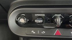 2024 (74) MINI COOPER 1.5 C Classic 5dr Auto 5836693