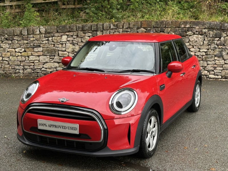 2022 (72) MINI HATCHBACK 1.5 Cooper Classic 5dr Auto 5900088