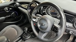 2022 (72) MINI HATCHBACK 1.5 Cooper Classic 5dr Auto 5900051