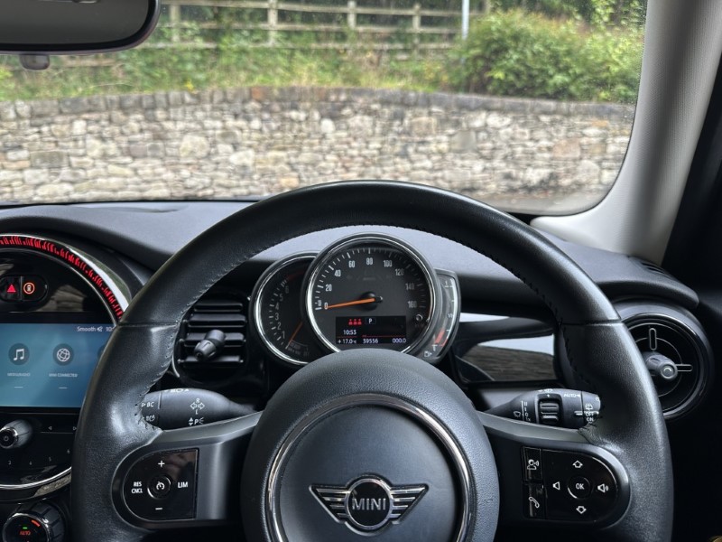 2022 (72) MINI HATCHBACK 1.5 Cooper Classic 5dr Auto 5900095