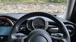 2022 (72) MINI HATCHBACK 1.5 Cooper Classic 5dr Auto 5900095