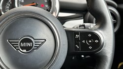 2022 (72) MINI HATCHBACK 1.5 Cooper Classic 5dr Auto 5900064