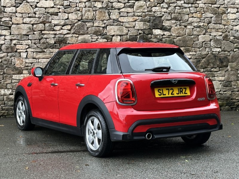 2022 (72) MINI HATCHBACK 1.5 Cooper Classic 5dr Auto 1