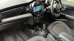 2022 (72) MINI HATCHBACK 1.5 Cooper Classic 5dr Auto 5900068