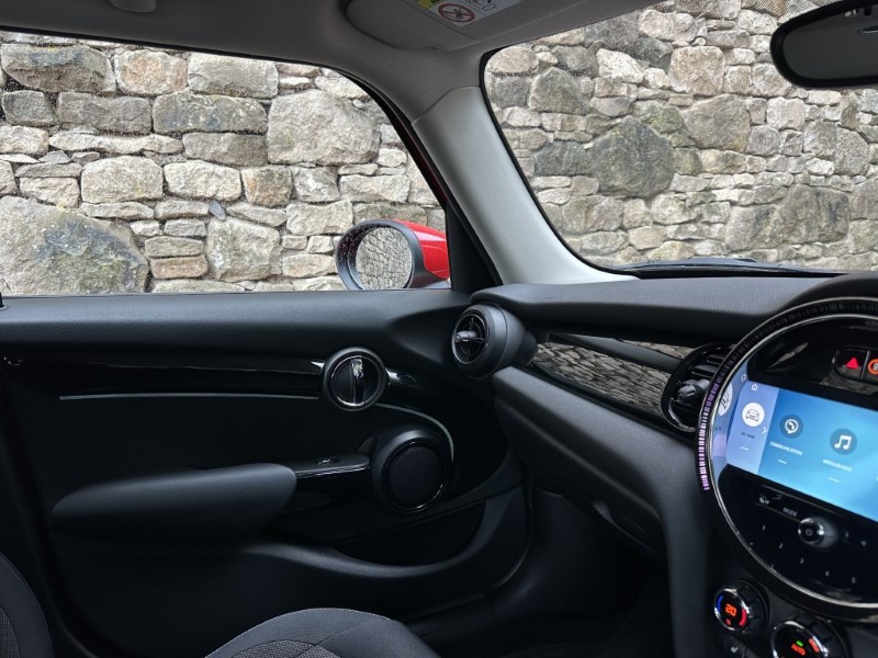2022 (72) MINI HATCHBACK 1.5 Cooper Classic 5dr Auto 5900055