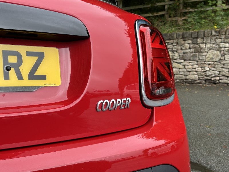 2022 (72) MINI HATCHBACK 1.5 Cooper Classic 5dr Auto 5900048
