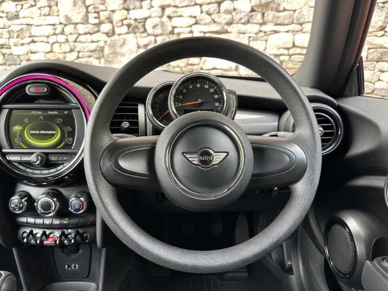 2017 (67) MINI CONVERTIBLE 1.5 Cooper 2dr 5829567