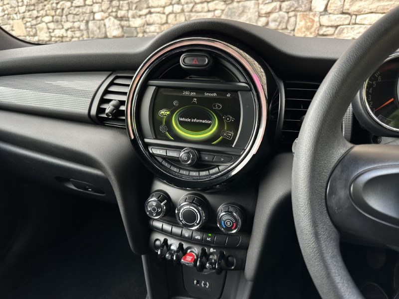 2017 (67) MINI CONVERTIBLE 1.5 Cooper 2dr 5829560