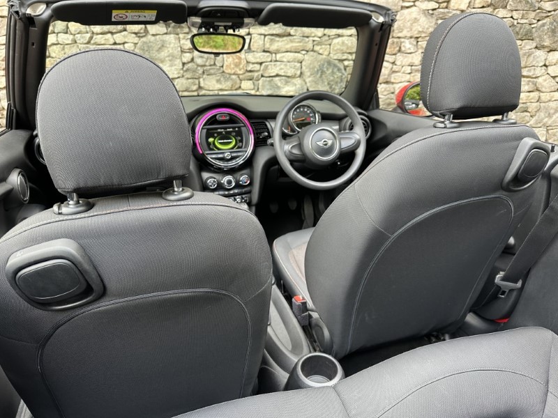 2017 (67) MINI CONVERTIBLE 1.5 Cooper 2dr 5829595