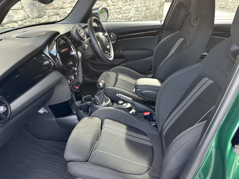 2022 (22) MINI HATCHBACK 1.5 Cooper Sport 5dr 5838113