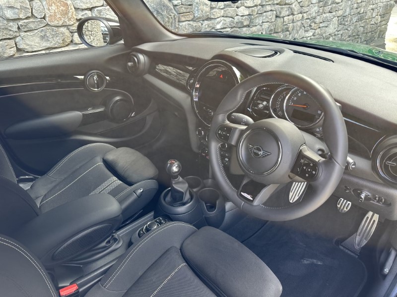 2022 (22) MINI HATCHBACK 1.5 Cooper Sport 5dr 5838096