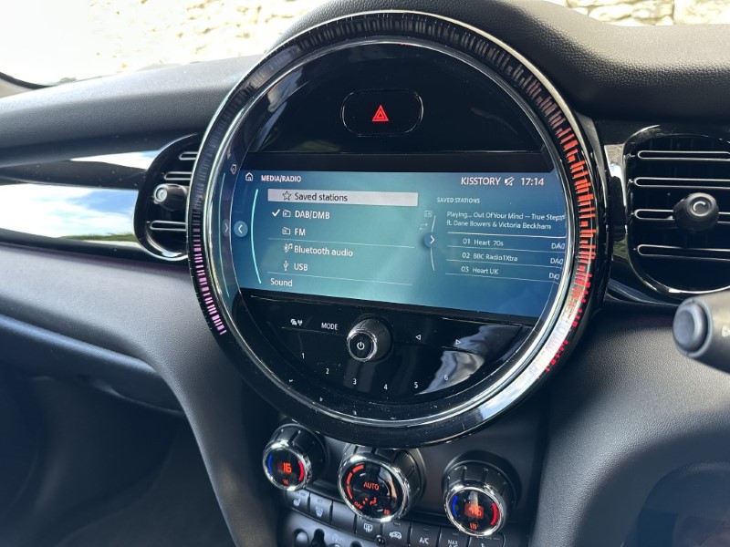 2022 (22) MINI HATCHBACK 1.5 Cooper Sport 5dr 5838123