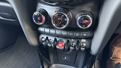 2022 (22) MINI HATCHBACK 1.5 Cooper Sport 5dr 5838126