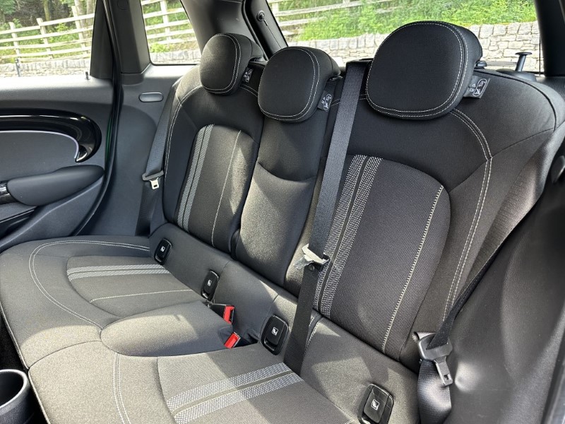 2022 (22) MINI HATCHBACK 1.5 Cooper Sport 5dr 5838110