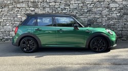 2022 (22) MINI HATCHBACK 1.5 Cooper Sport 5dr 5838088