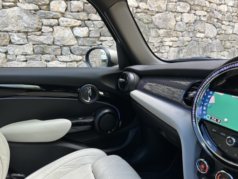 2024 (73) MINI HATCHBACK 1.5 Cooper Exclusive Premium Plus 5dr Auto 5862144
