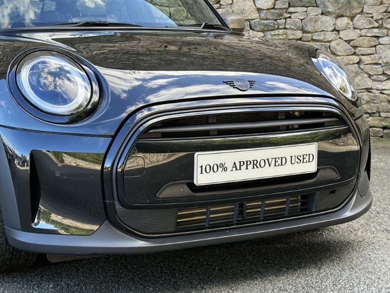 2024 (73) MINI HATCHBACK 1.5 Cooper Exclusive Premium Plus 5dr Auto 5862189