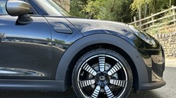 2024 (73) MINI HATCHBACK 1.5 Cooper Exclusive Premium Plus 5dr Auto 5862193