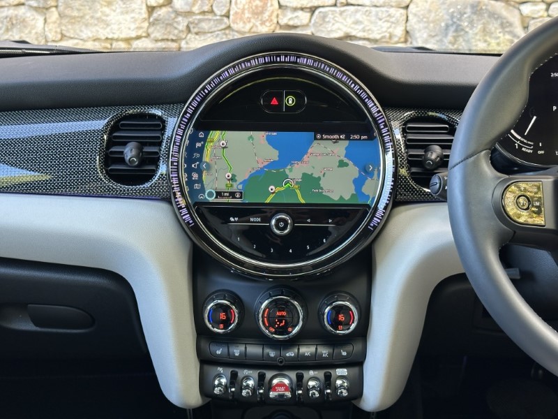2024 (73) MINI HATCHBACK 1.5 Cooper Exclusive Premium Plus 5dr Auto 5862181