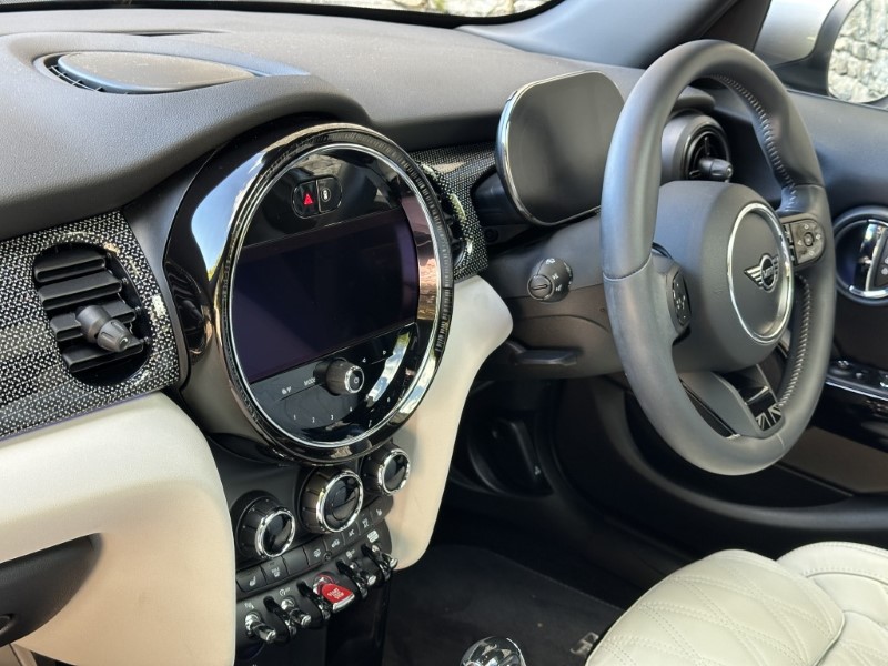 2024 (73) MINI HATCHBACK 1.5 Cooper Exclusive Premium Plus 5dr Auto 5862161