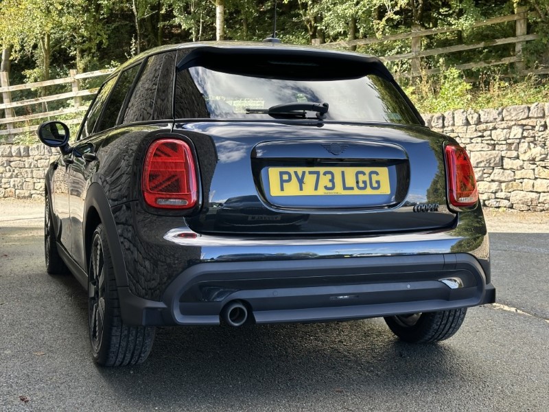 2024 (73) MINI HATCHBACK 1.5 Cooper Exclusive Premium Plus 5dr Auto 5862133
