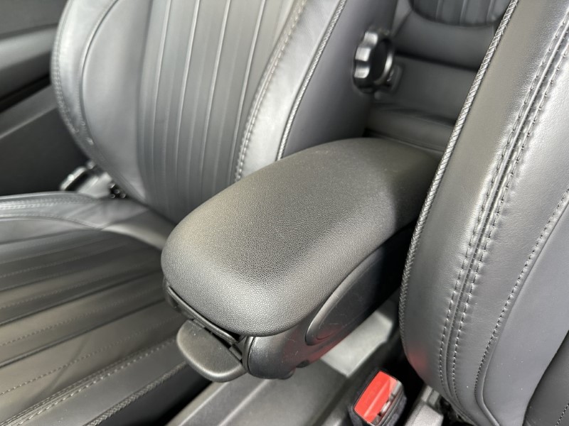 2024 (24) MINI CONVERTIBLE 2.0 John Cooper Works Premium Plus 2dr Auto 5826401