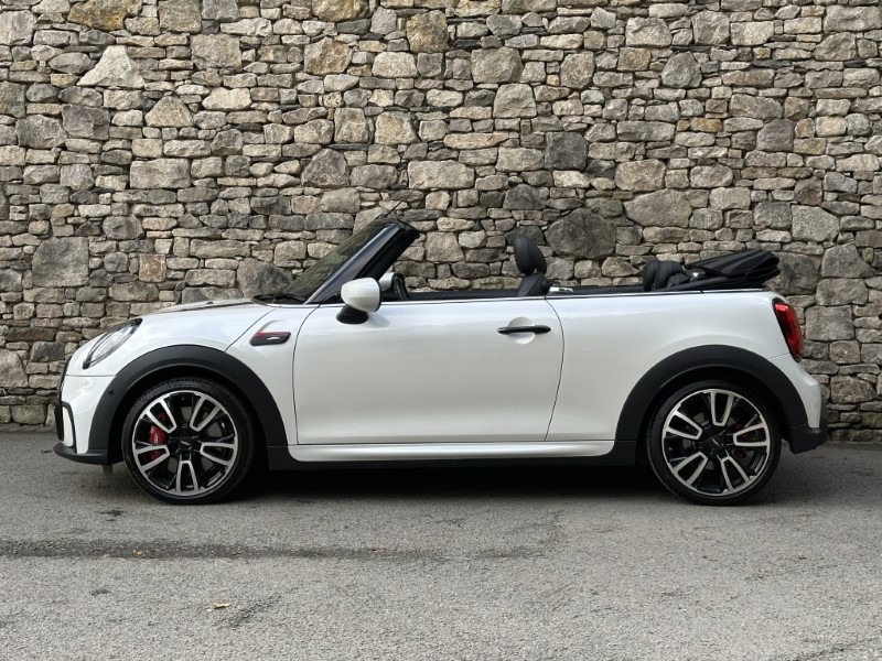 2024 (24) MINI CONVERTIBLE 2.0 John Cooper Works Premium Plus 2dr Auto 5826448