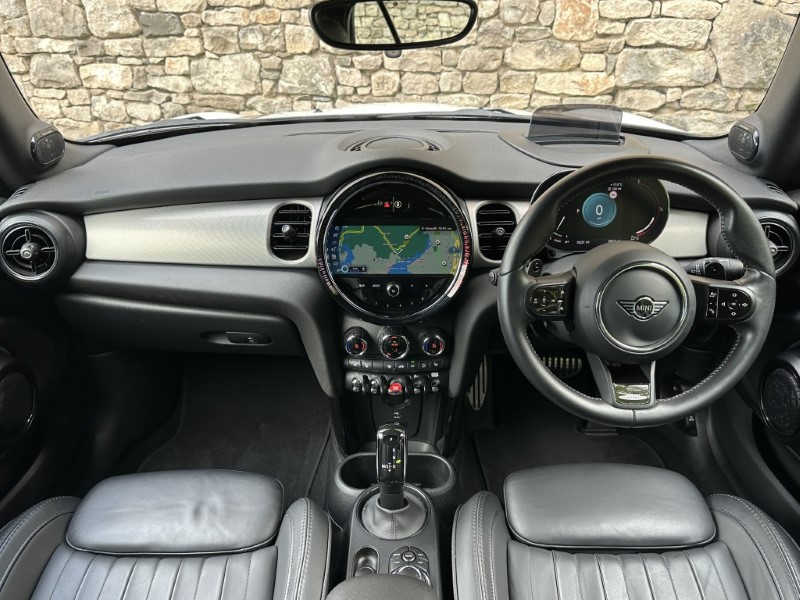 2024 (24) MINI CONVERTIBLE 2.0 John Cooper Works Premium Plus 2dr Auto 5826421