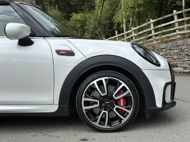 2024 (24) MINI CONVERTIBLE 2.0 John Cooper Works Premium Plus 2dr Auto 5826438