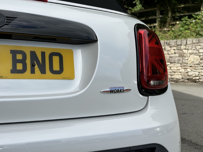 2024 (24) MINI CONVERTIBLE 2.0 John Cooper Works Premium Plus 2dr Auto 5826376