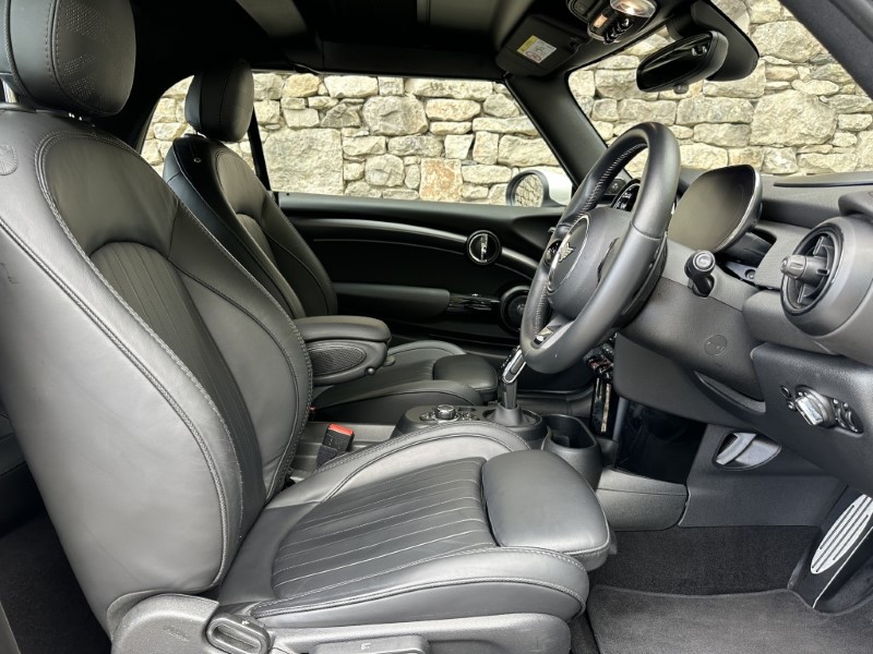 2024 (24) MINI CONVERTIBLE 2.0 John Cooper Works Premium Plus 2dr Auto 5826380