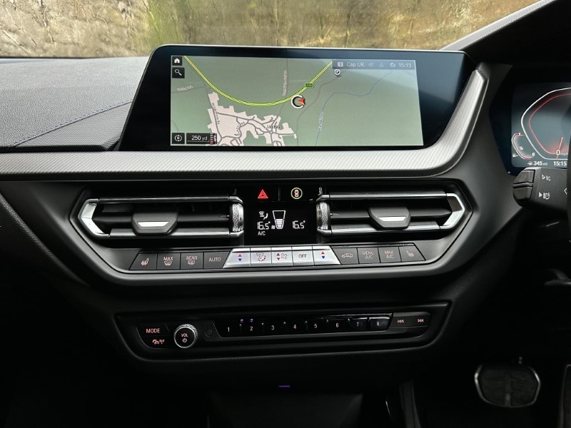 2022 (72) BMW 1 SERIES 118i M Sport 5dr  5841126